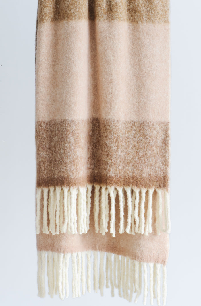 Arundel Blush Throw