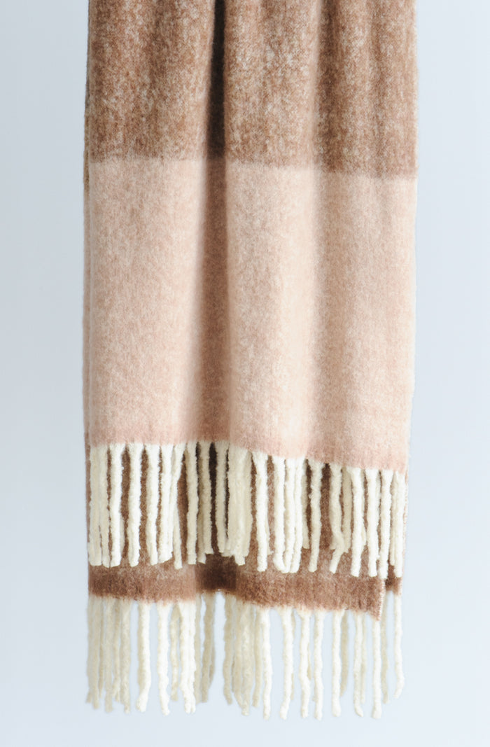 Arundel Blush Throw