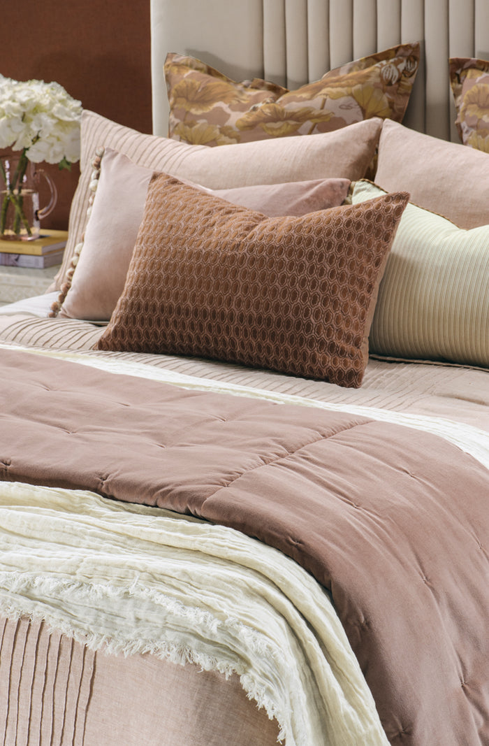 Kaiyu Pink Clay Pillowcase Pair