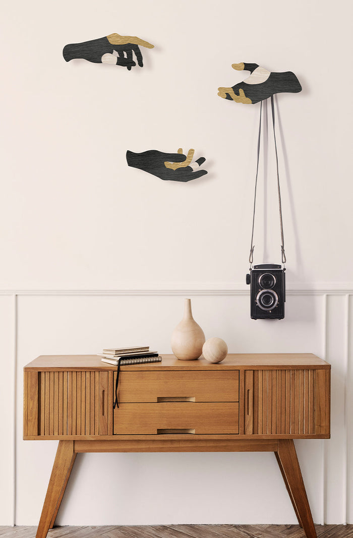 Des Bonnes Mains - Wall Hooks