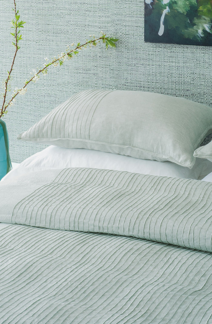 Kaiyu Duck Egg Duvet Cover Set