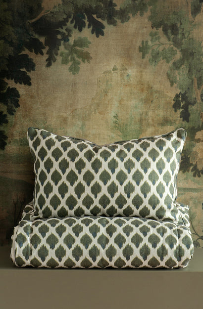 Kasumi Verde/Teal Cushion