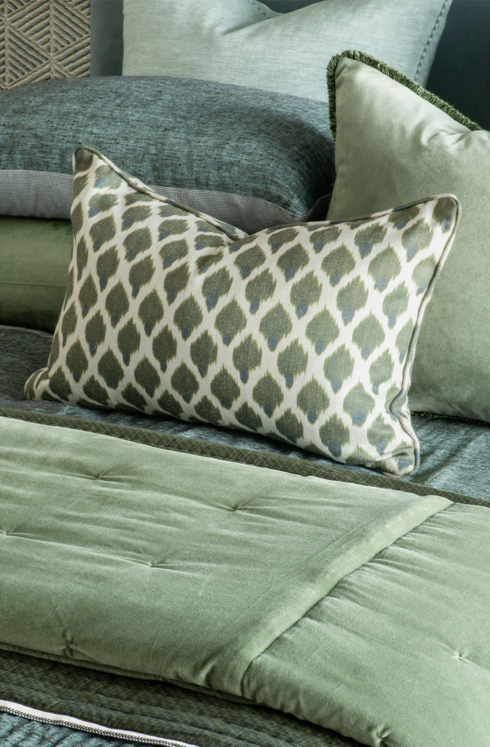 Kasumi Verde/Teal Cushion