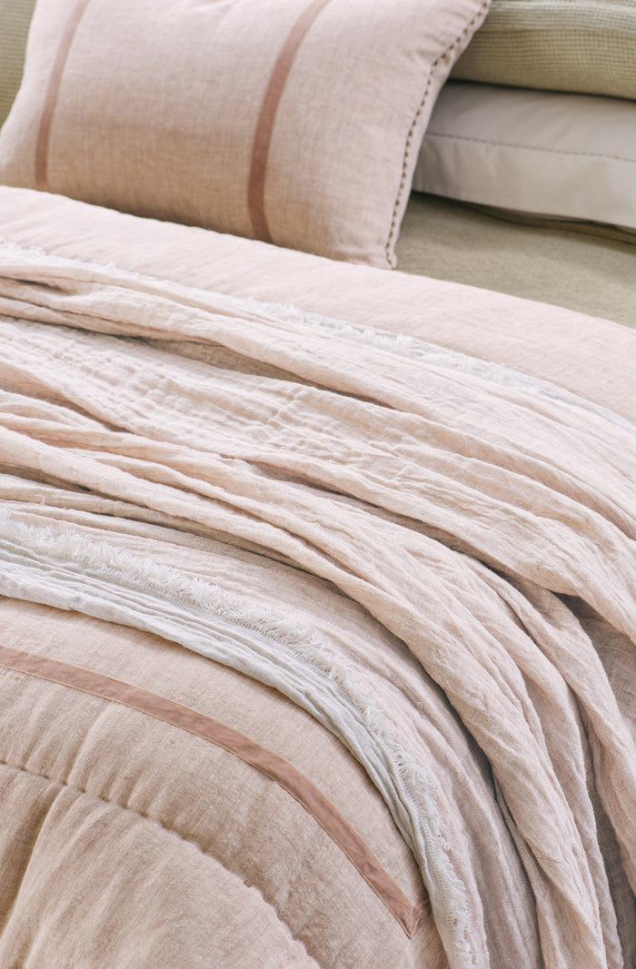 Leggera Pink Clay Blanket