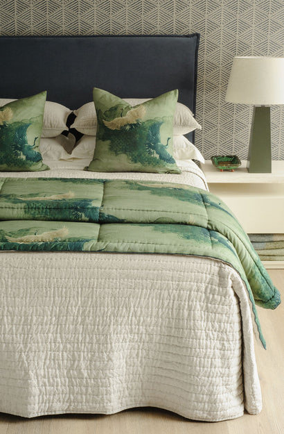 Tsuru Spruce Cushion