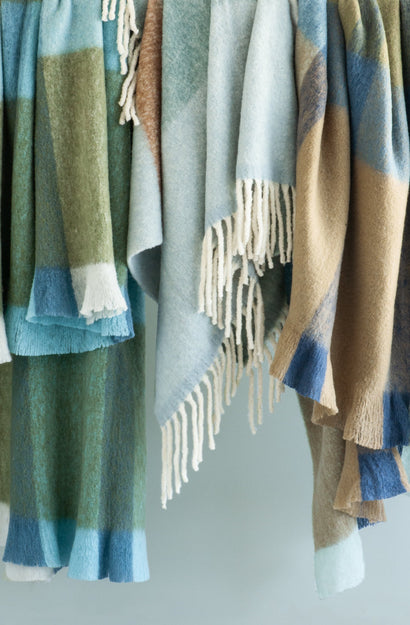 Komichi Ocean/Moss Throw