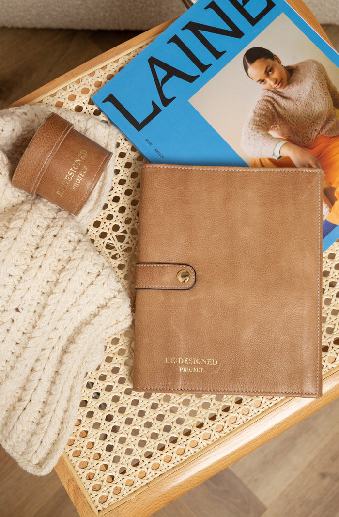 Project 14 Needle Case - Taupe