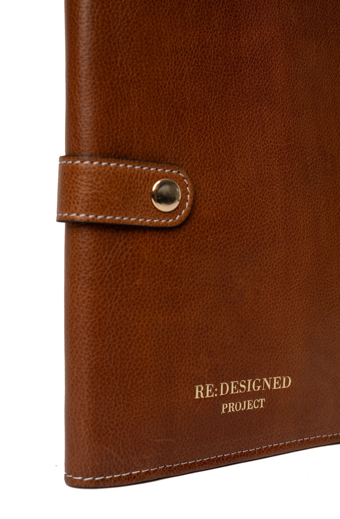 Project 14 Needle Case - Walnut/Gold