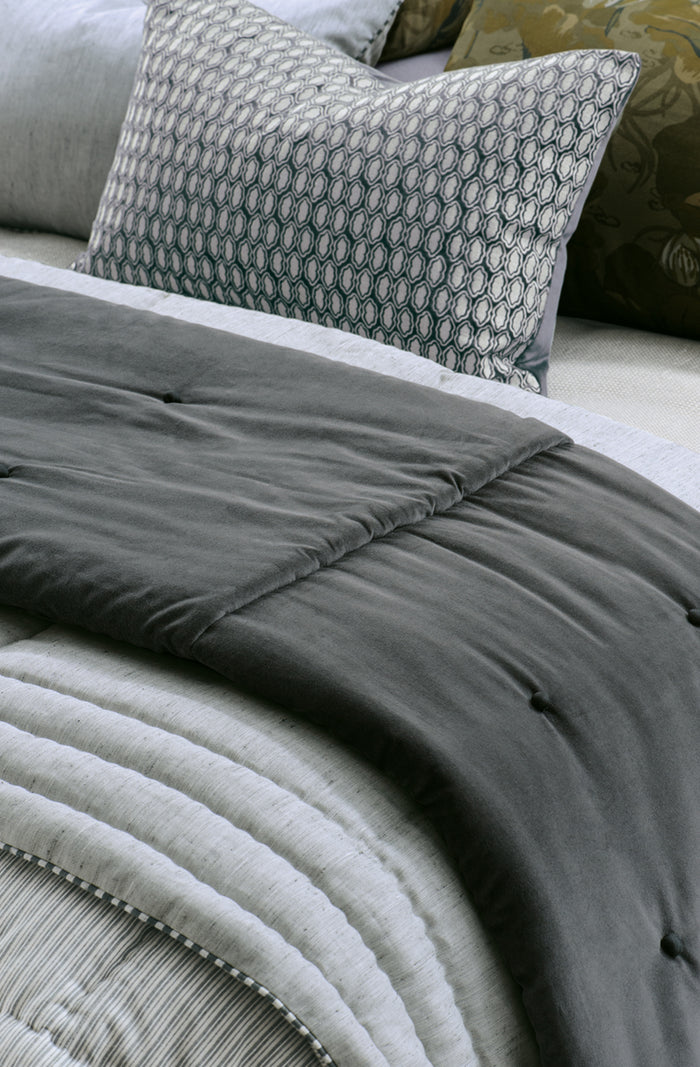 Tobiishi Grey Comforter