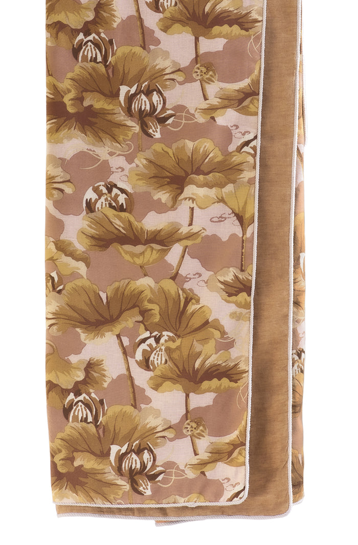 Waterlily Clay Throw