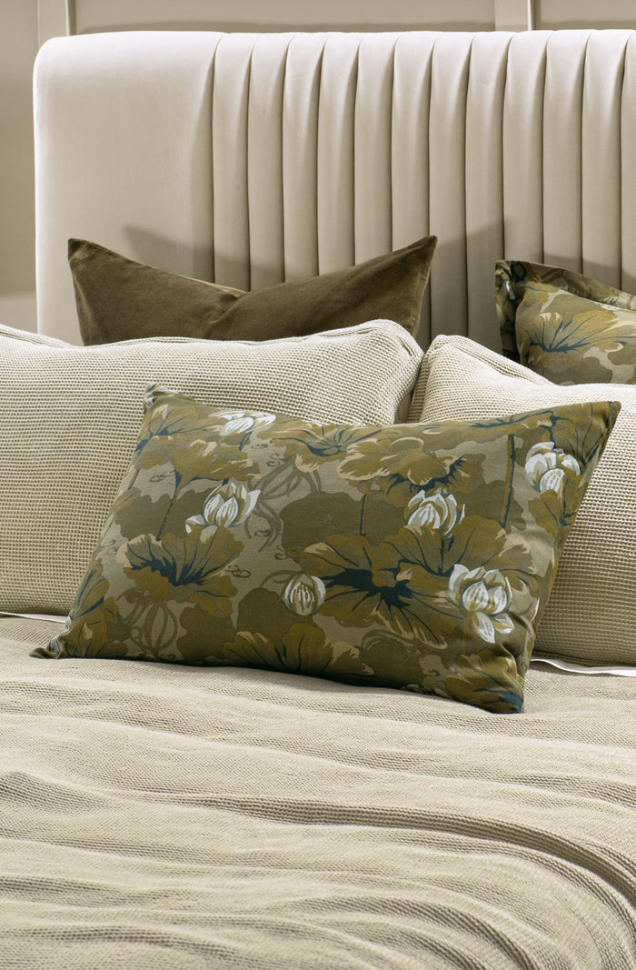 Waterlily Olive Comforter