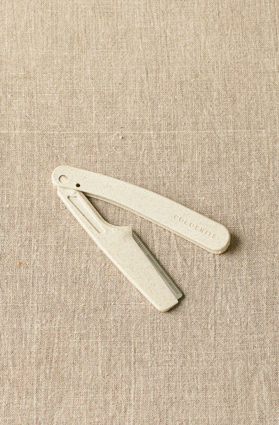 Fuzz Off Comb