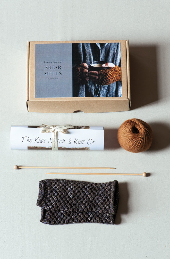 Briar Mitts Knitting Kit