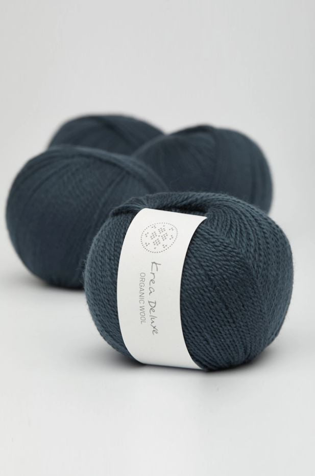 Briar Mitts Knitting Kit