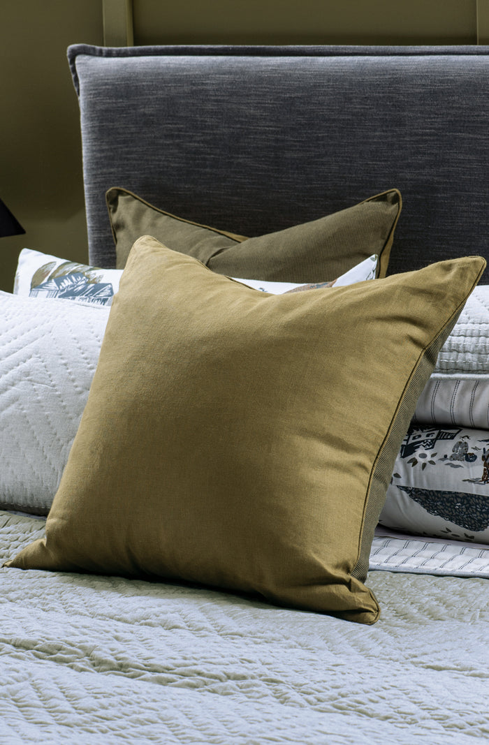 Luchesi Moss Eurocase Pair