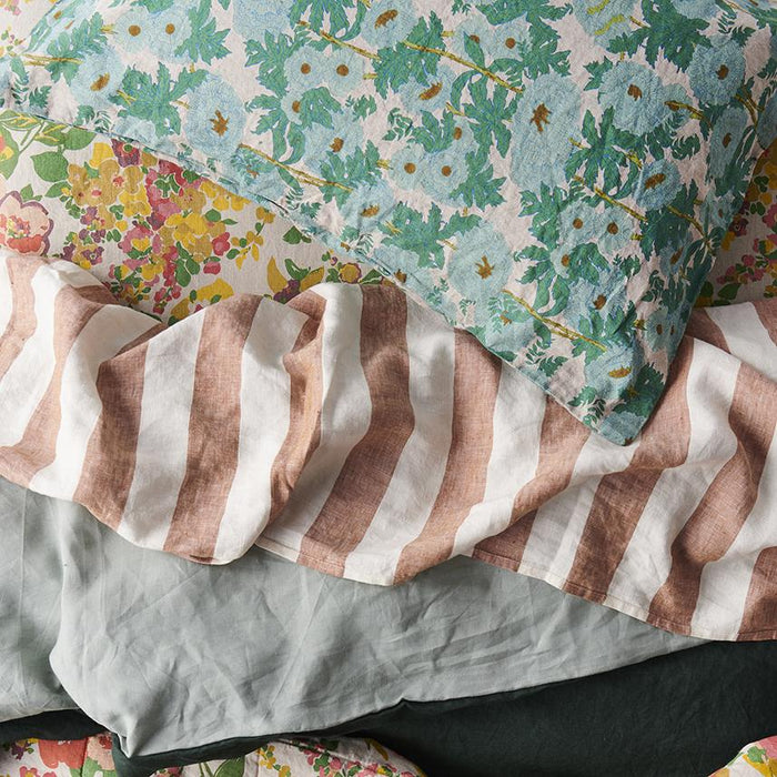 Joan's Floral Standard Pillowcase - Set of 2