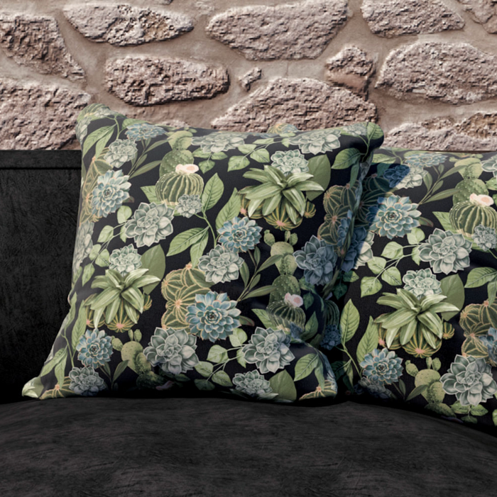 Terrario Preto Cushion