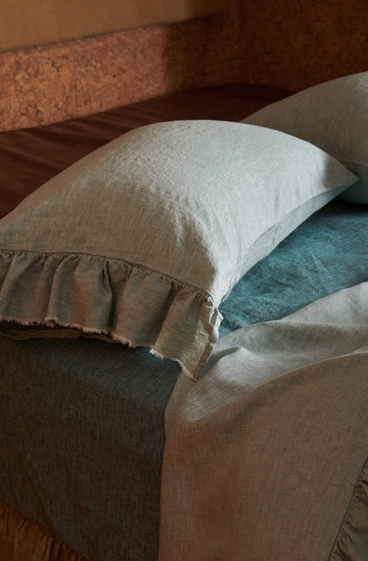 Fog Ruffle Pillowcase - Set of 2