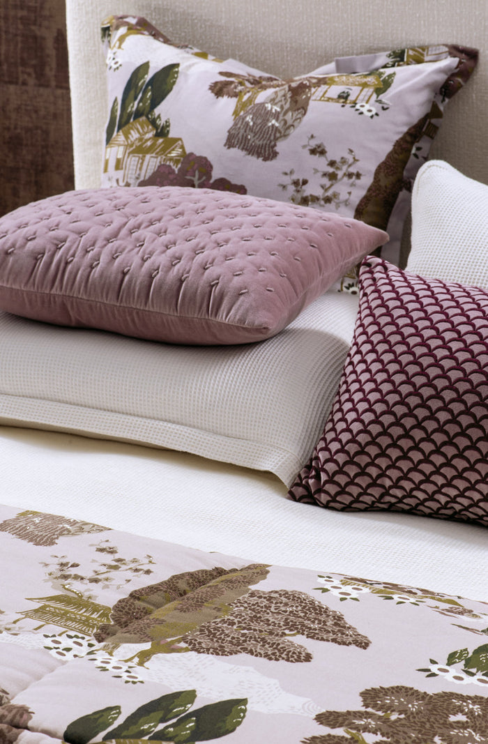 Yuttari Quartz Comforter