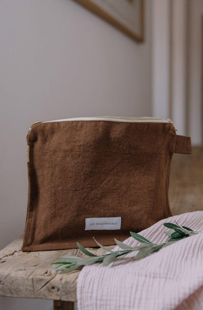 Toiletry Bag Tapered - Chesnut Brown