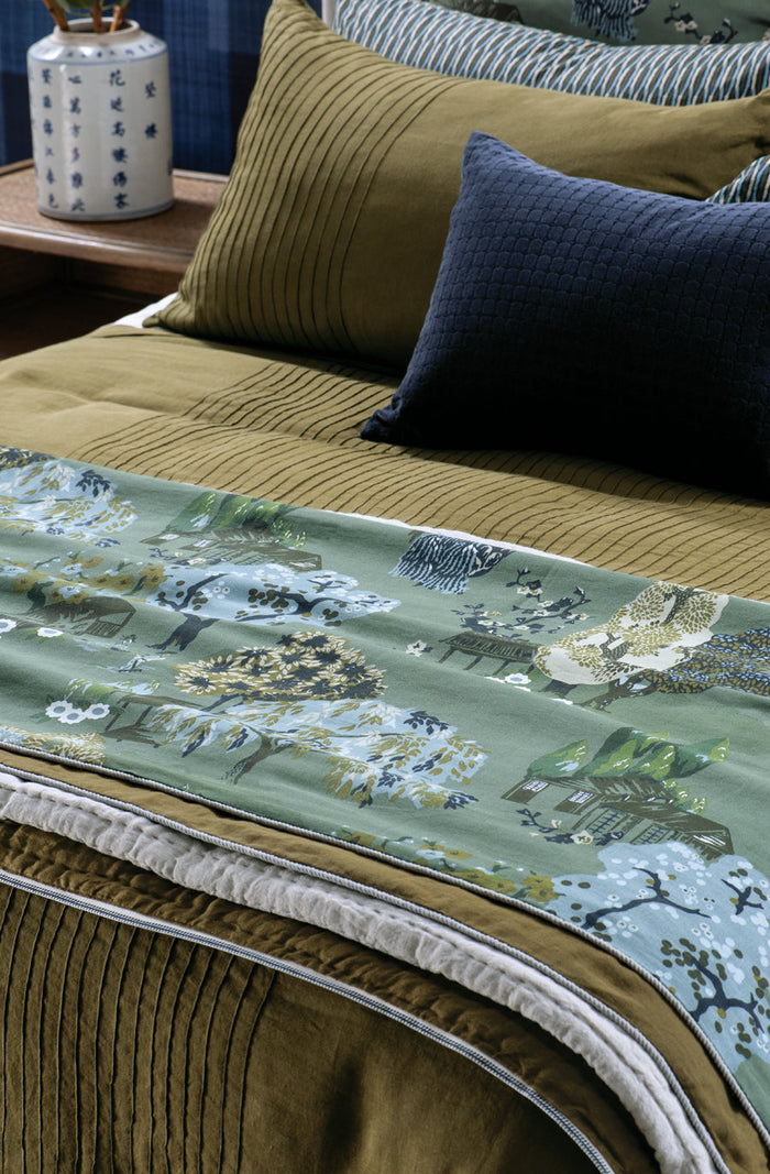 Kaiyu Moss Bedspread