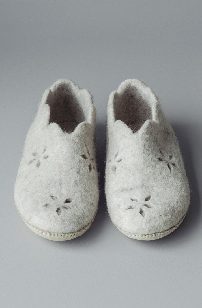 uteki half boot light grey