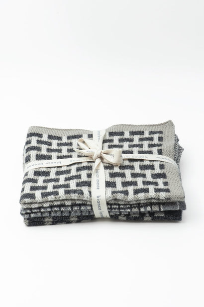 basento graphite washcloths - set of three