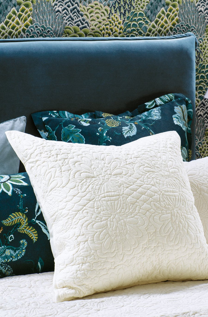 Fontanella Ivory Bedspread